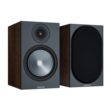 De Radiobeurs Monitor Audio Bronze 100 walnoot front ma_bronze_100_iso_pair_walnut