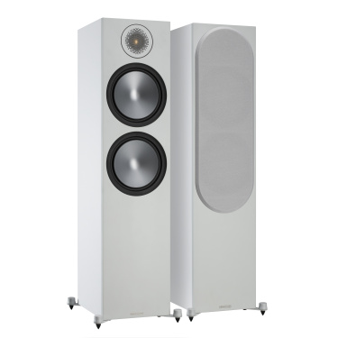 De Radiobeurs Monitor Audio Bronze 500 wit front ma_bronze_500_iso_pair_white