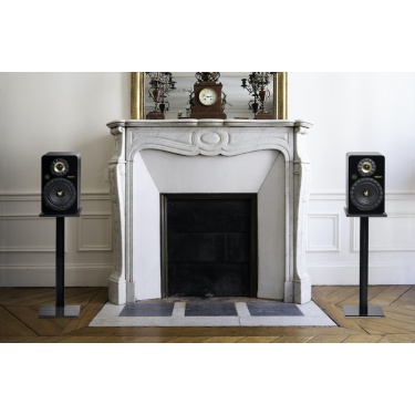 nor_epur-stand-black-lifestyle