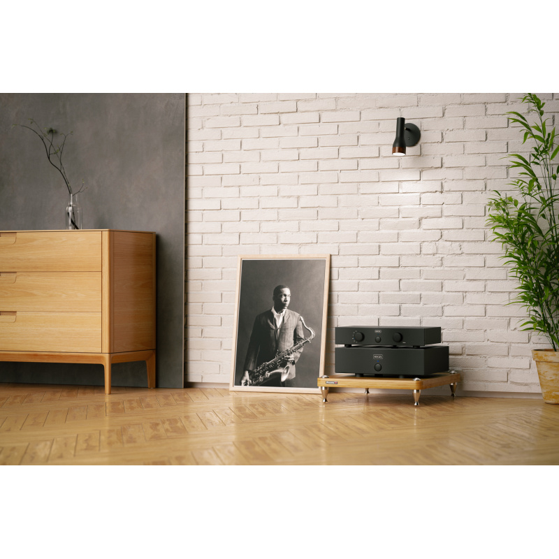 De Radiobeurs Hegel H20