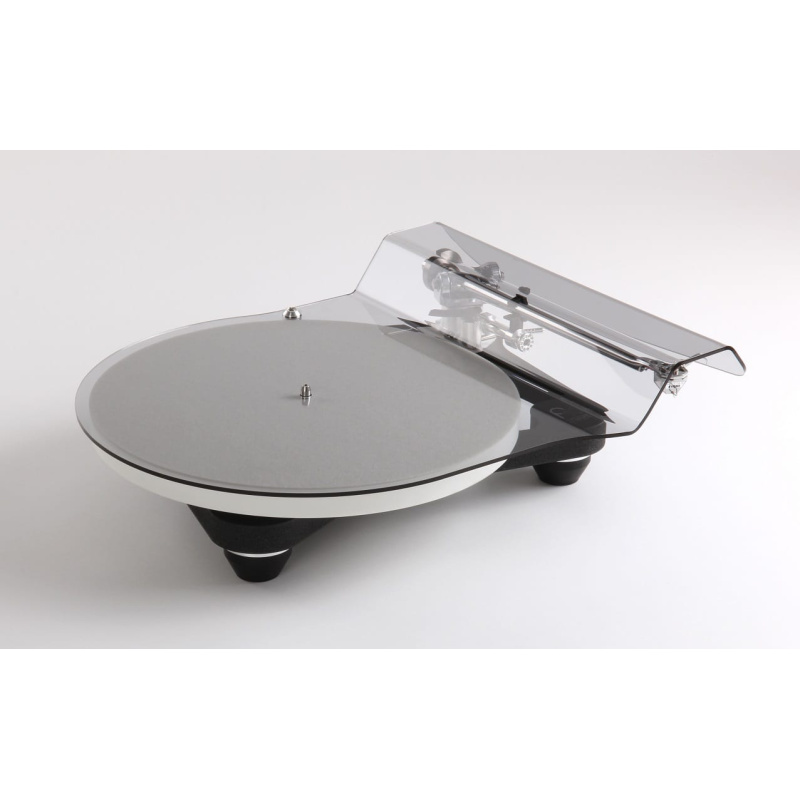 De Radiobeurs Louter - Rega Planar 10 grijs
