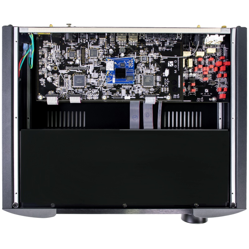 De Radiobeurs MOON 390 inside two tone