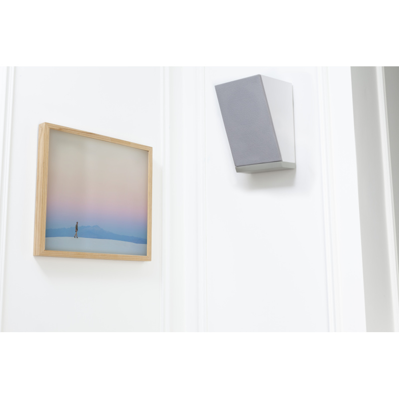 ma_bronze_ams_white_wallpicture