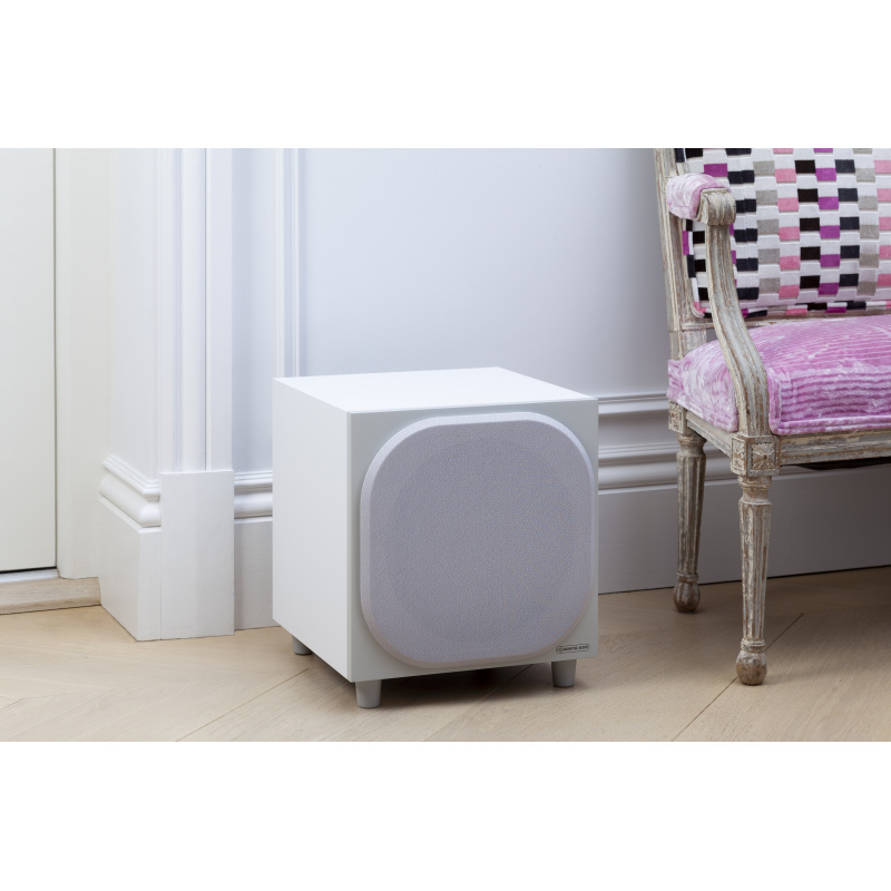 ma_bronze_w10_white_ls_chair