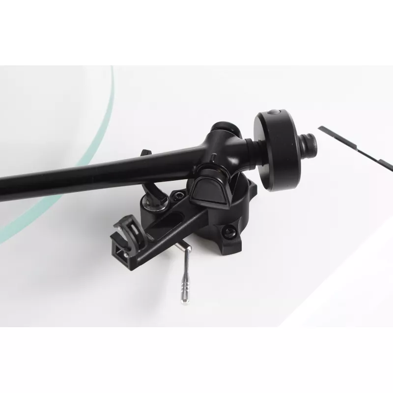 De Radiobeurs Louter - Rega Planar 2 wit