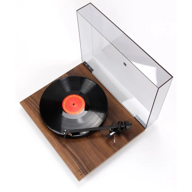 De Radiobeurs Louter - Rega Planar 1 plus walnoot