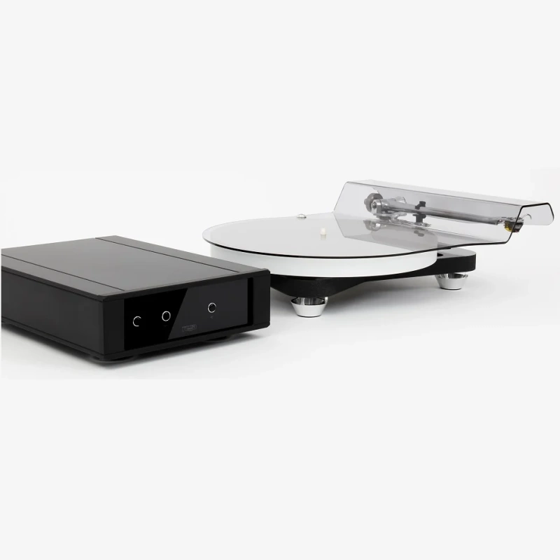 De Radiobeurs Louter - Rega Naia carbon fiber