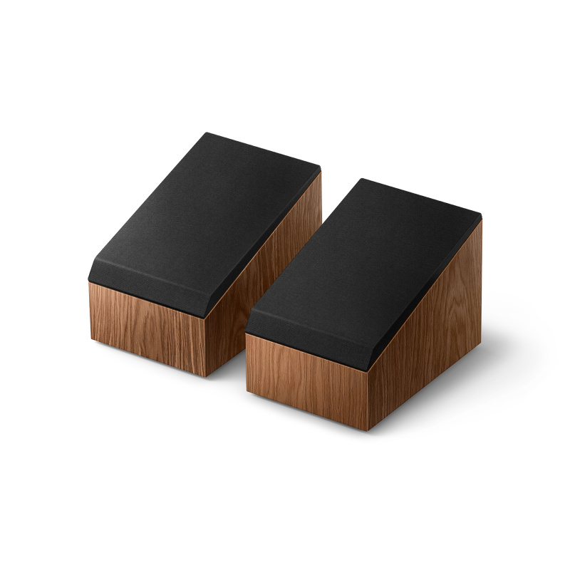 r8meta_walnut_perspective_front_with_grill_1161098394