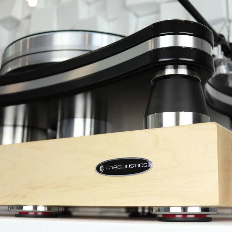 De Radiobeurs IsoAcoustics DELOS 2216M1 Maple